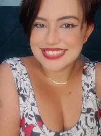 aisha_rebels' Offline XXX Chat