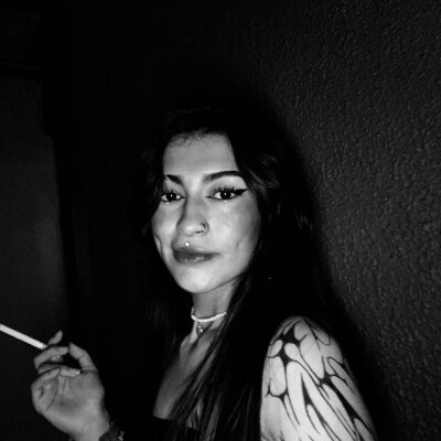 Miadevine_
