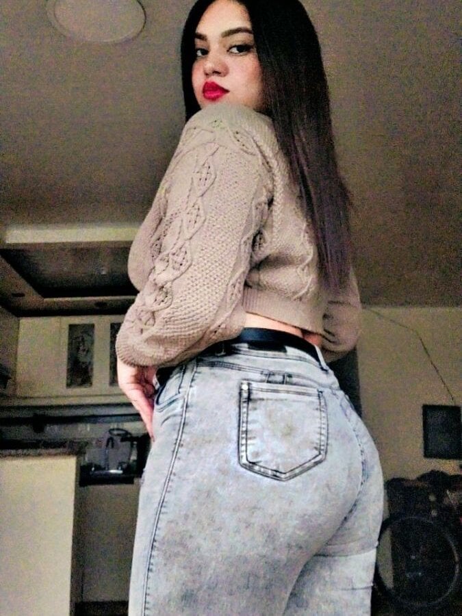ariel_sanders