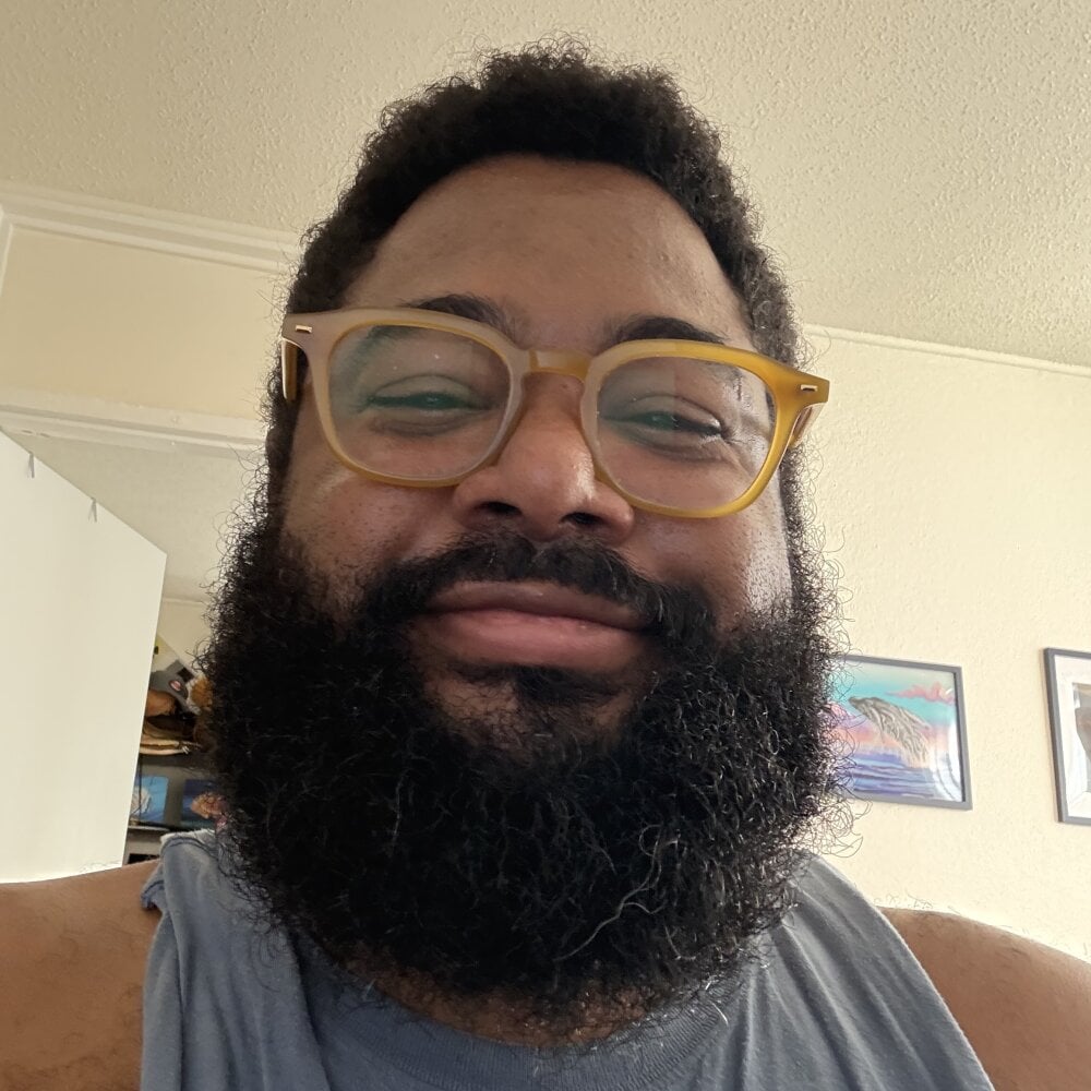 bear_named_j from stripchat