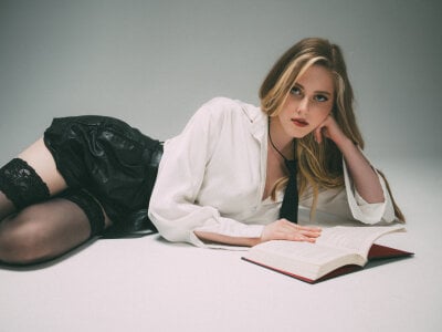 LexiBookwell - petite teens