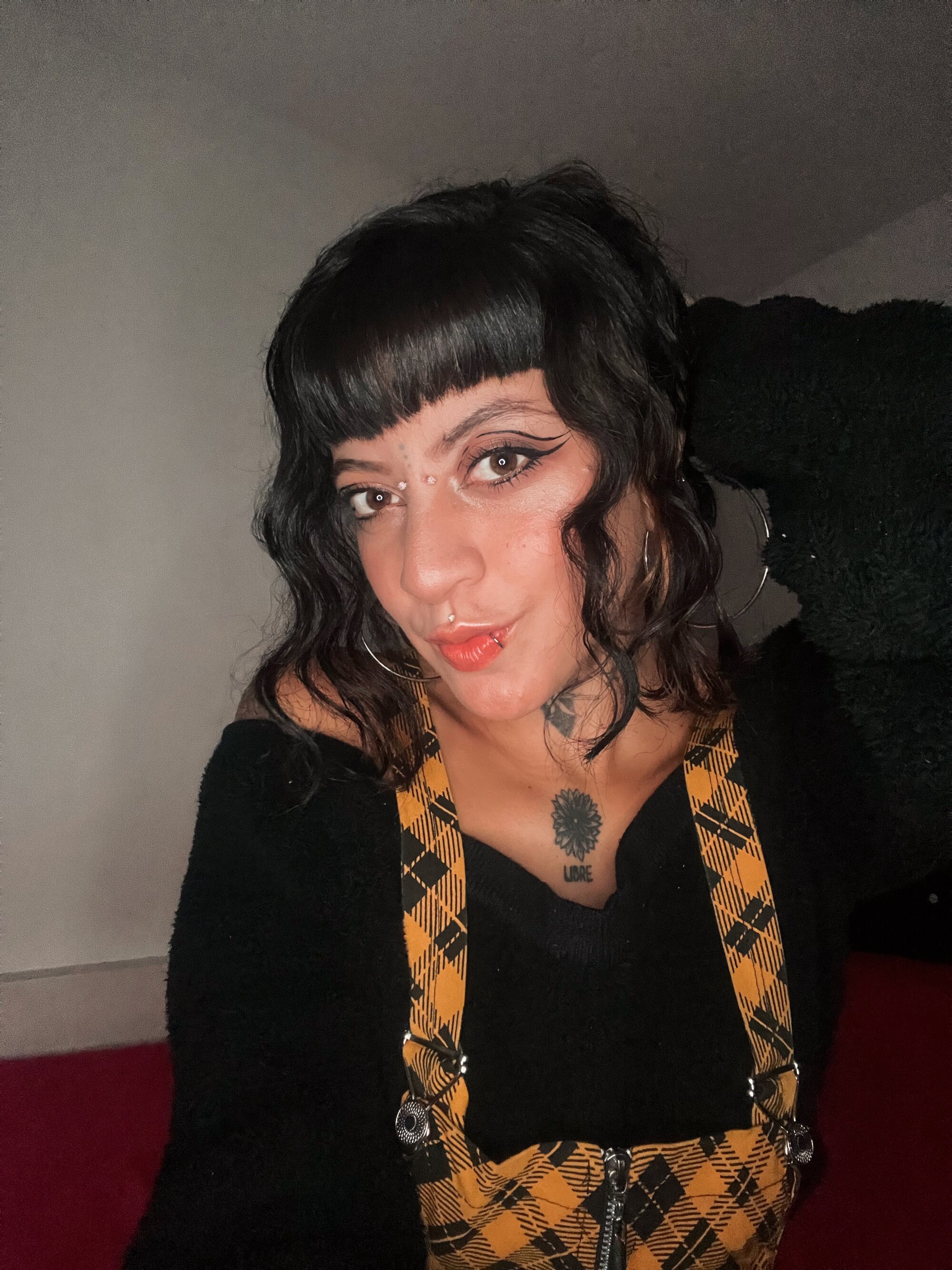 Molly_ylloM