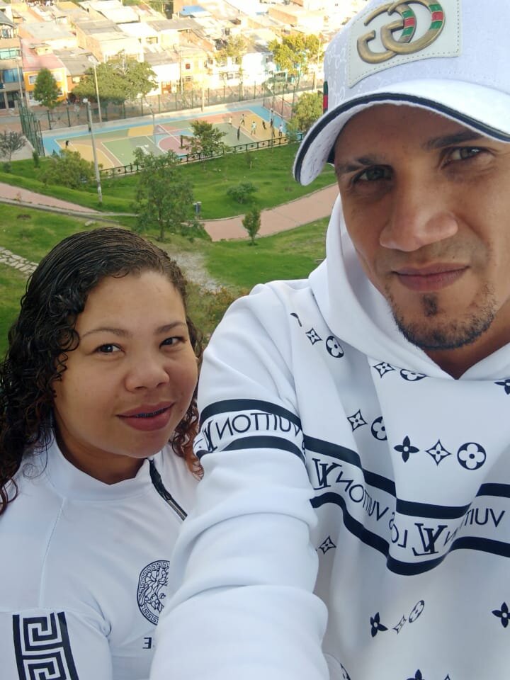 amelia_and_mesiah