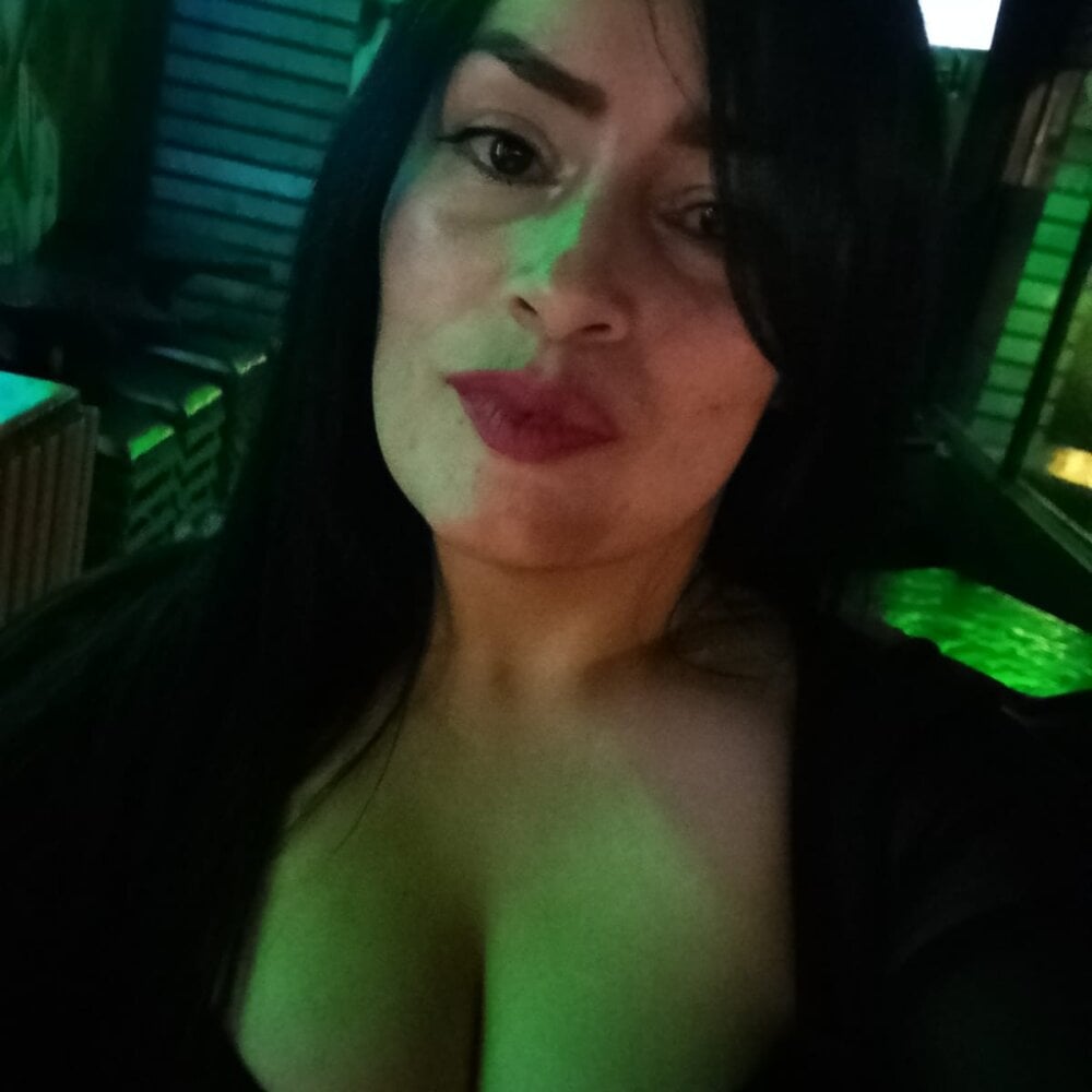 onaircams.com jesicaparkercf livesex profile in bisexual cams