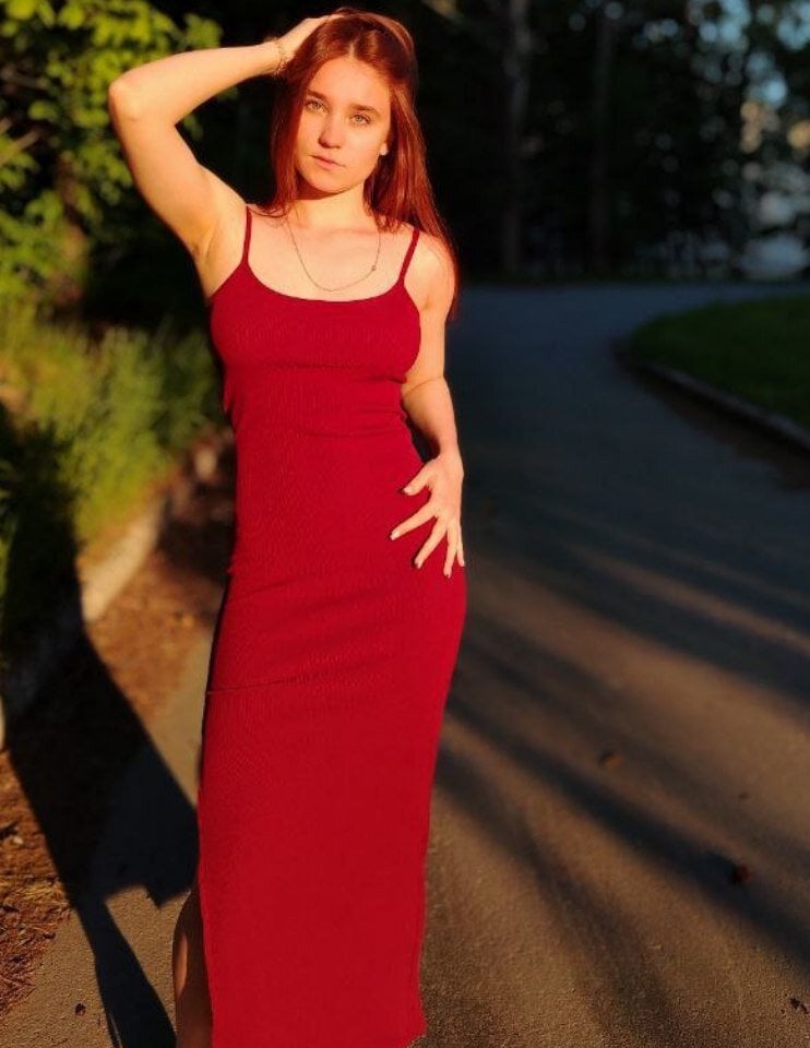 sexlivecamsites.com quietlycute livesex profile in granny cams