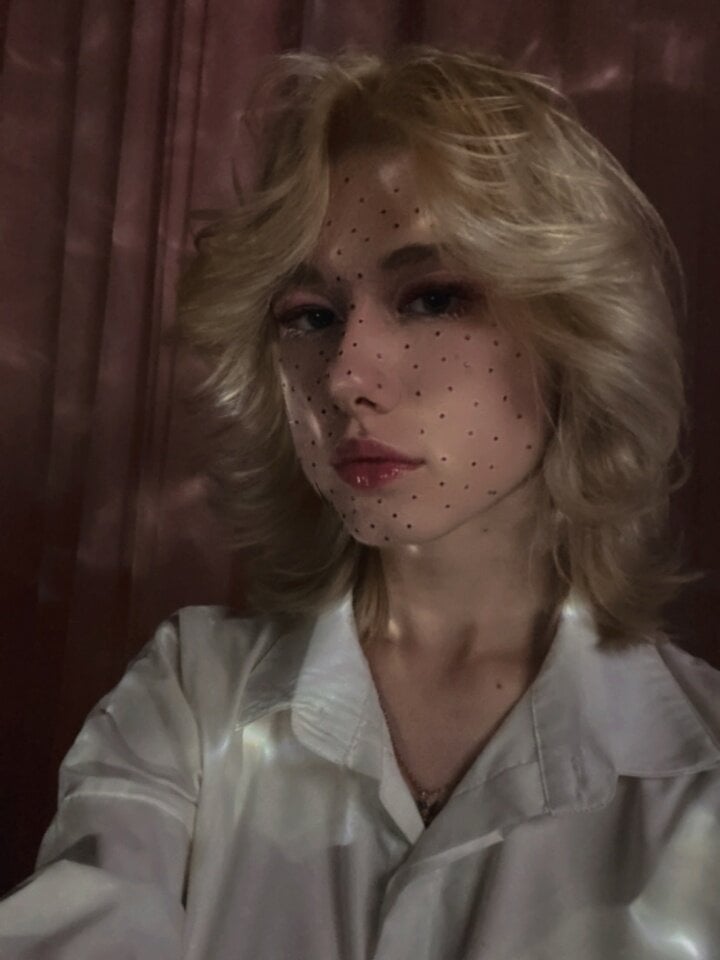 rosearerose_1 profile