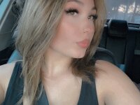 peachykailyn01's Offline XXX Chat