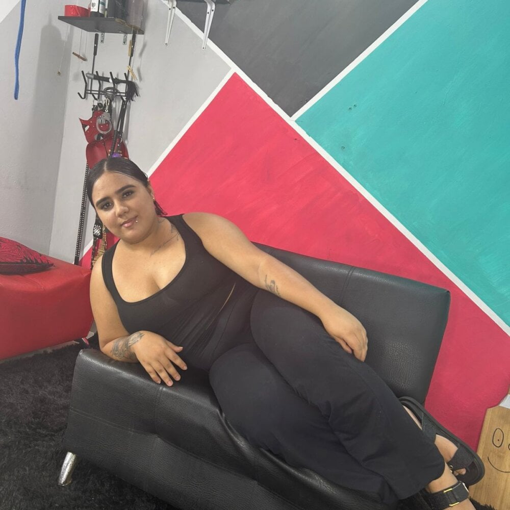 bdsm_girls_slaves