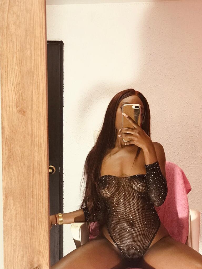 shamira_moore