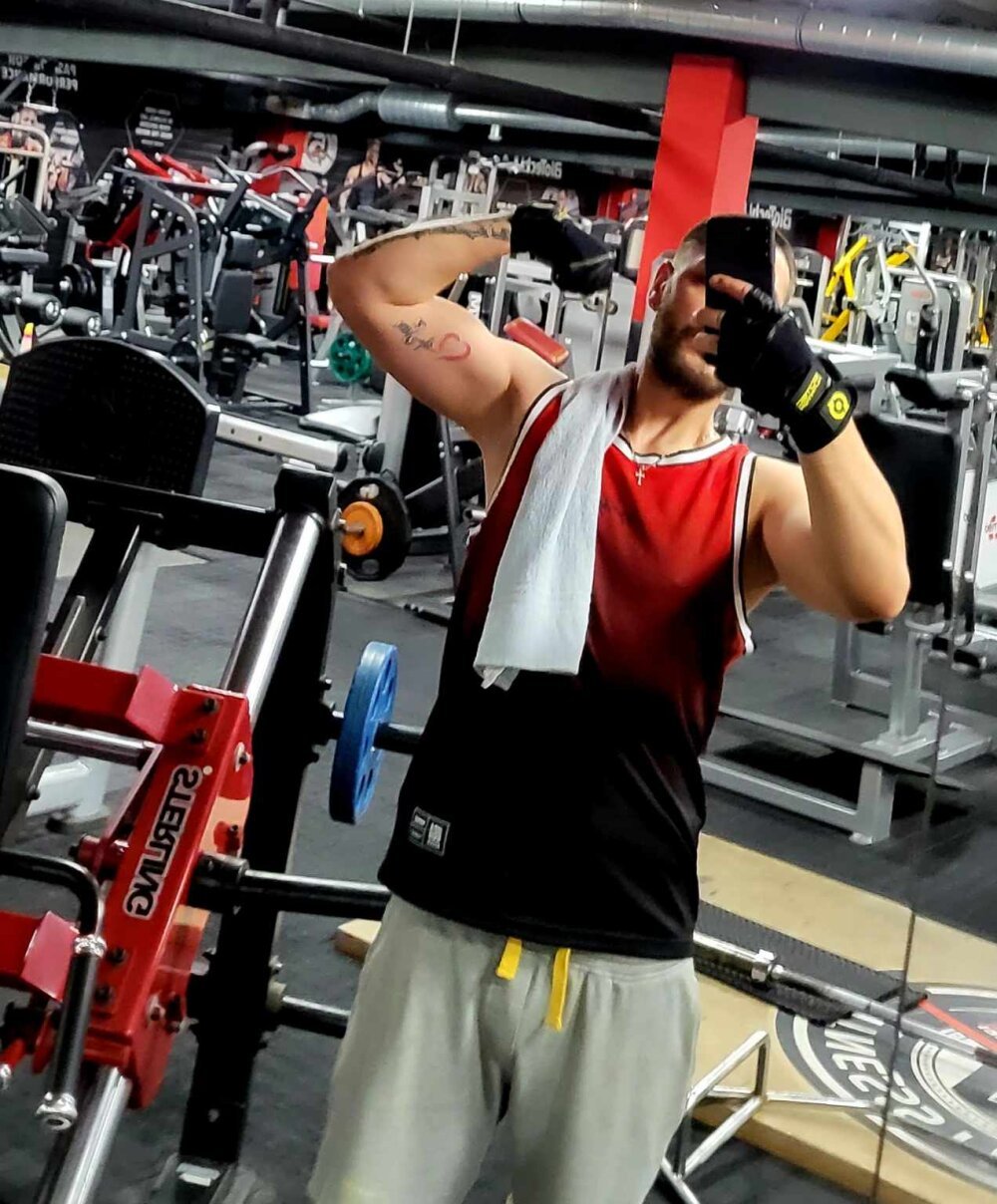 convenedtinker from stripchat