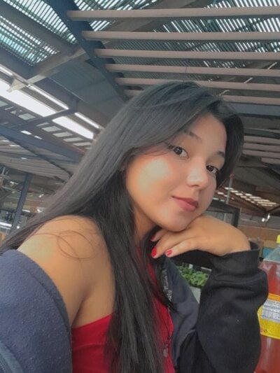 zoe_love_18 🕊 free naked chat