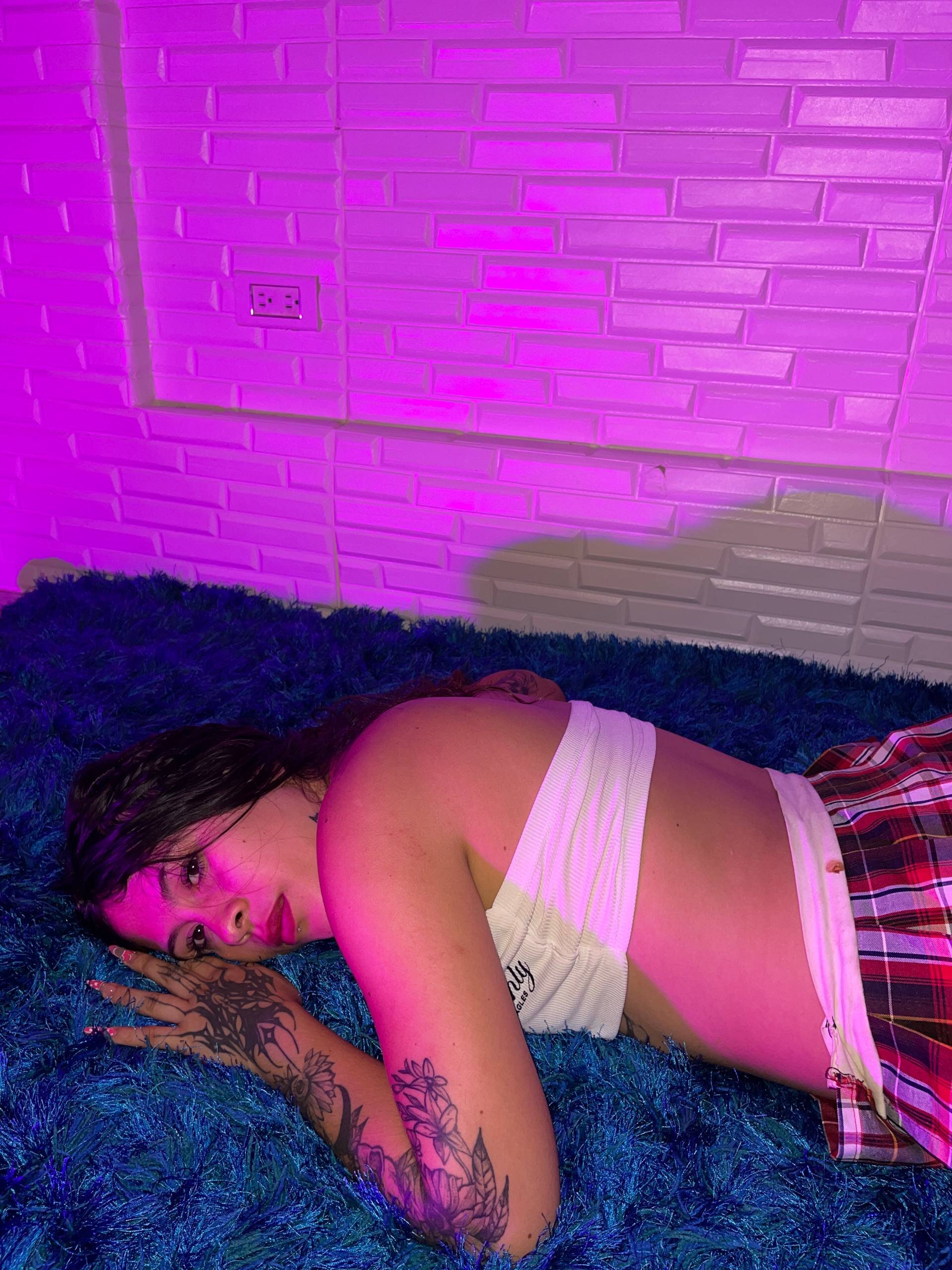 Sasha_Velvett