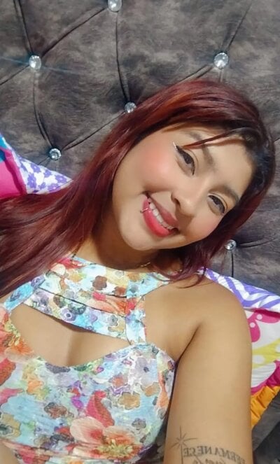 Thararouse - Stripchat Girl 