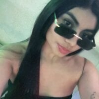 Chat +18 de Alisia_20 ao vivo