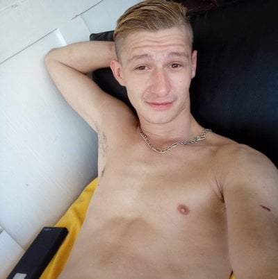 Armanisekcz - Stripchat Cam2cam Eroticdance Masturbation Boy 