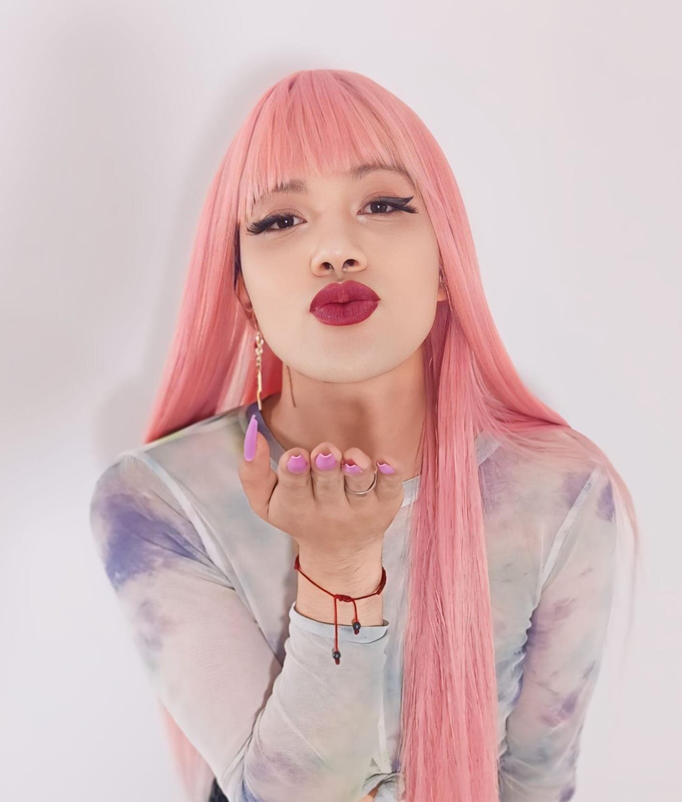 lia_stormy