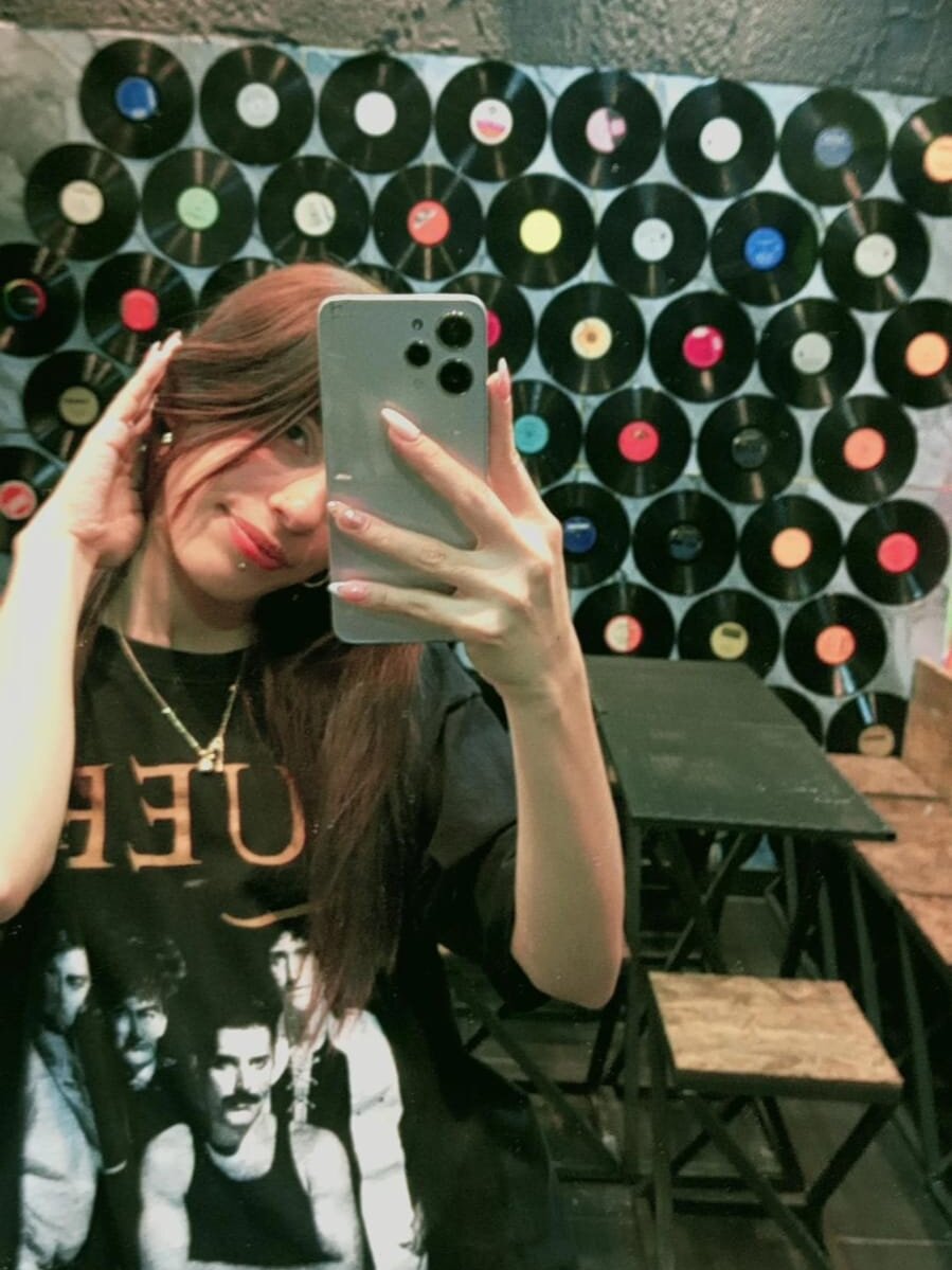 sofi_jara profile