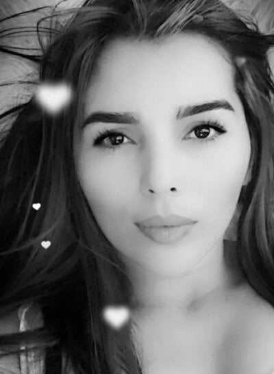 eimy_honey from stripchat