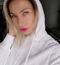 Offline chatovací místnost CameronThompson