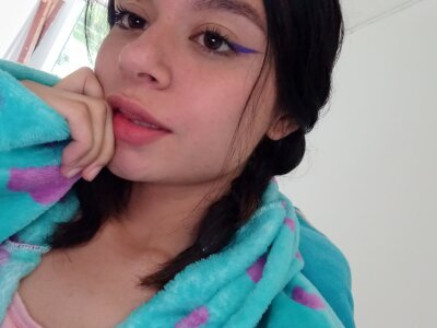 lucyymilk from stripchat