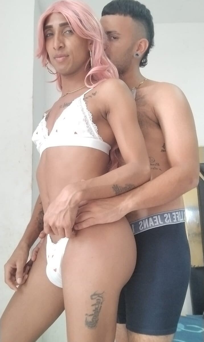 doll_party23 from stripchat