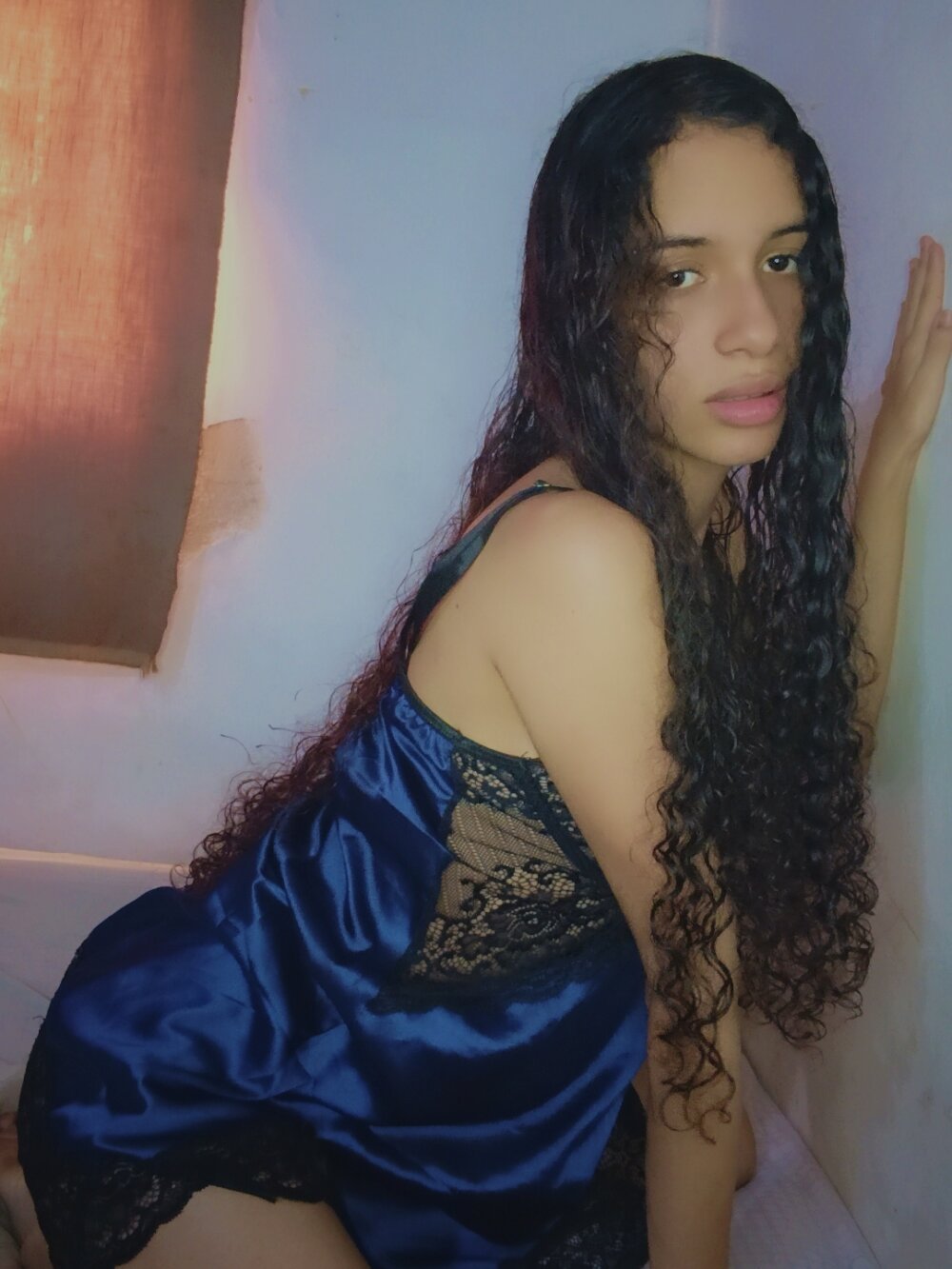 Offline XXX chat modela Eliathnis