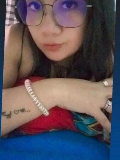 zoe_naughty22 🏠 free live chat