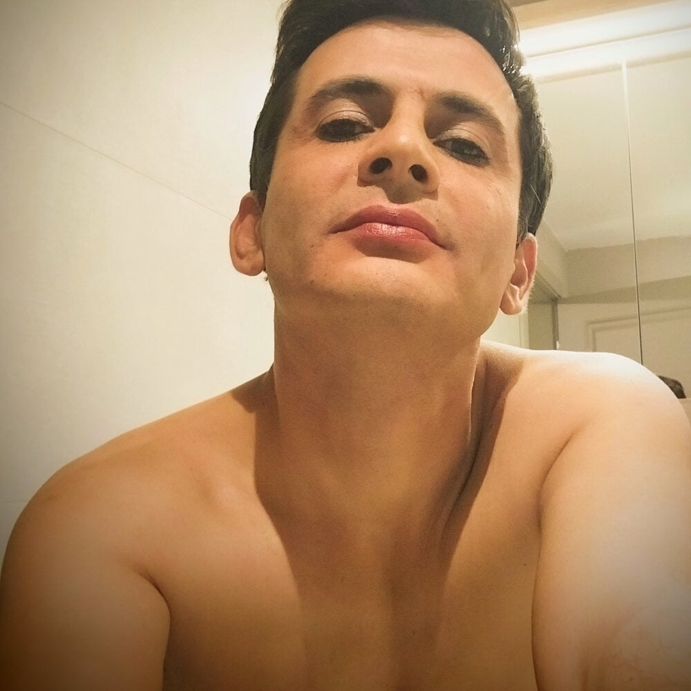 YourFavoriteBottomGay profile