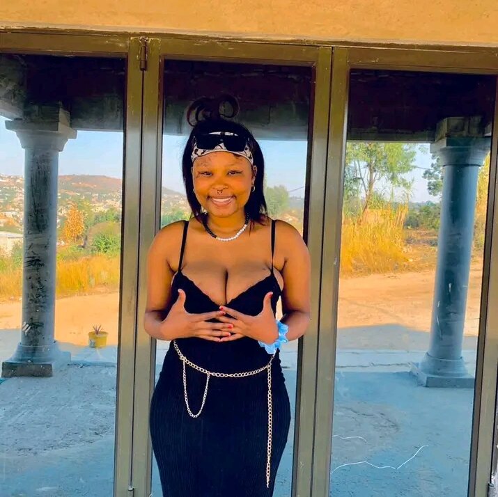 CassandraCassieyyy's Offline XXX Chat