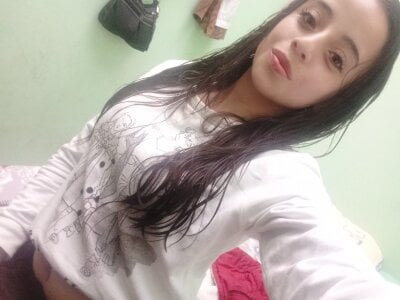 NatallySmiith Female Cheapestprivates Free Webcam Strip