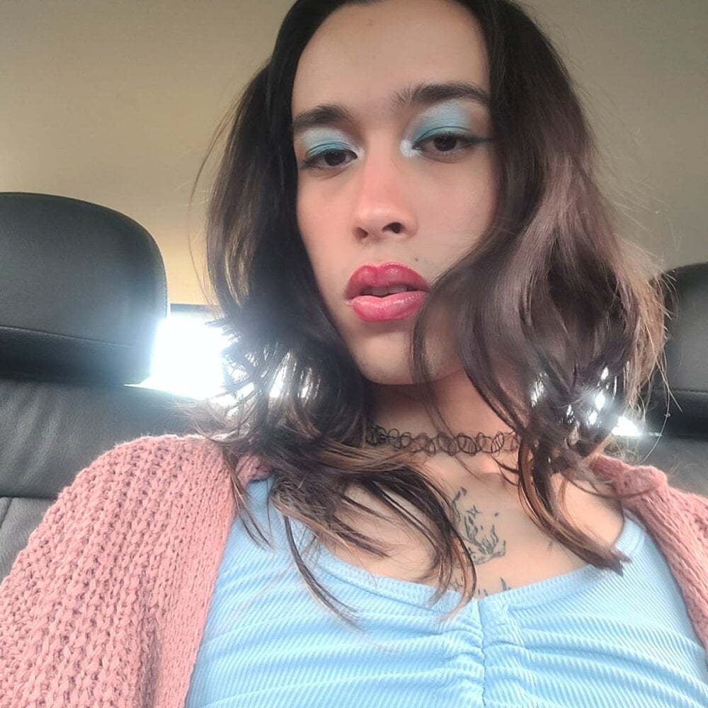 Bigluxxx profile