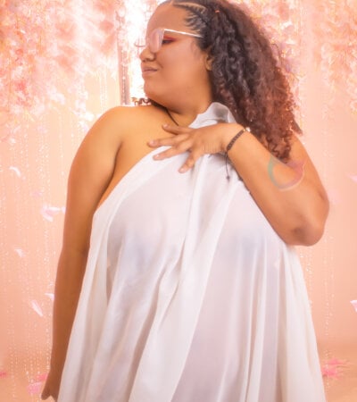 MhiaRey - Stripchat Girl 