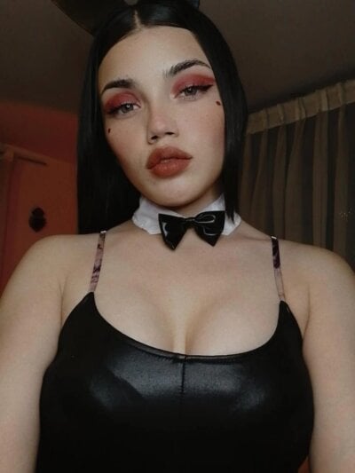 Gabiveneno - Stripchat Lovense Blowjob Cam2cam Girl 