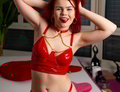 sweet_mia_may from stripchat