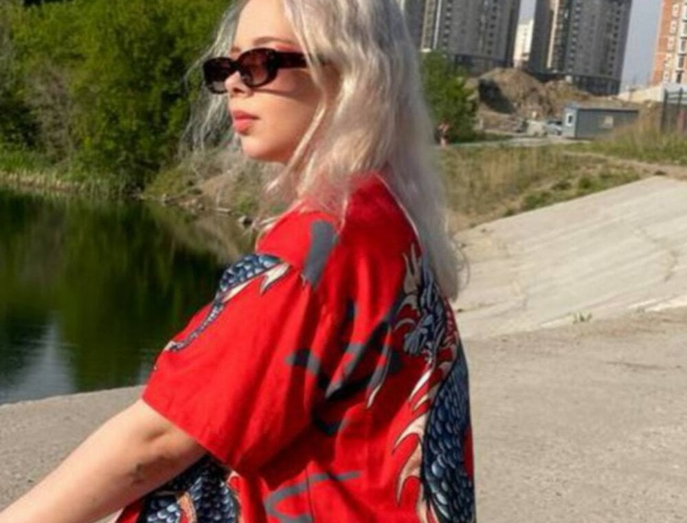 stripchat vlada_vv webcam profile pic via 6livesex.com