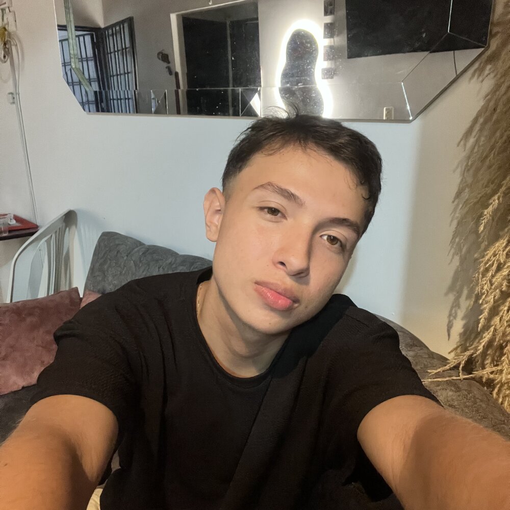 maxim_taylor from stripchat