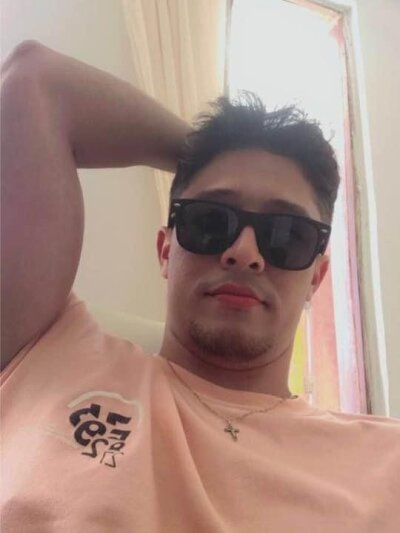 lonuez1 from stripchat