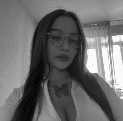 ElvaHaddock - Stripchat Cam2cam Eroticdance Spanking Girl 