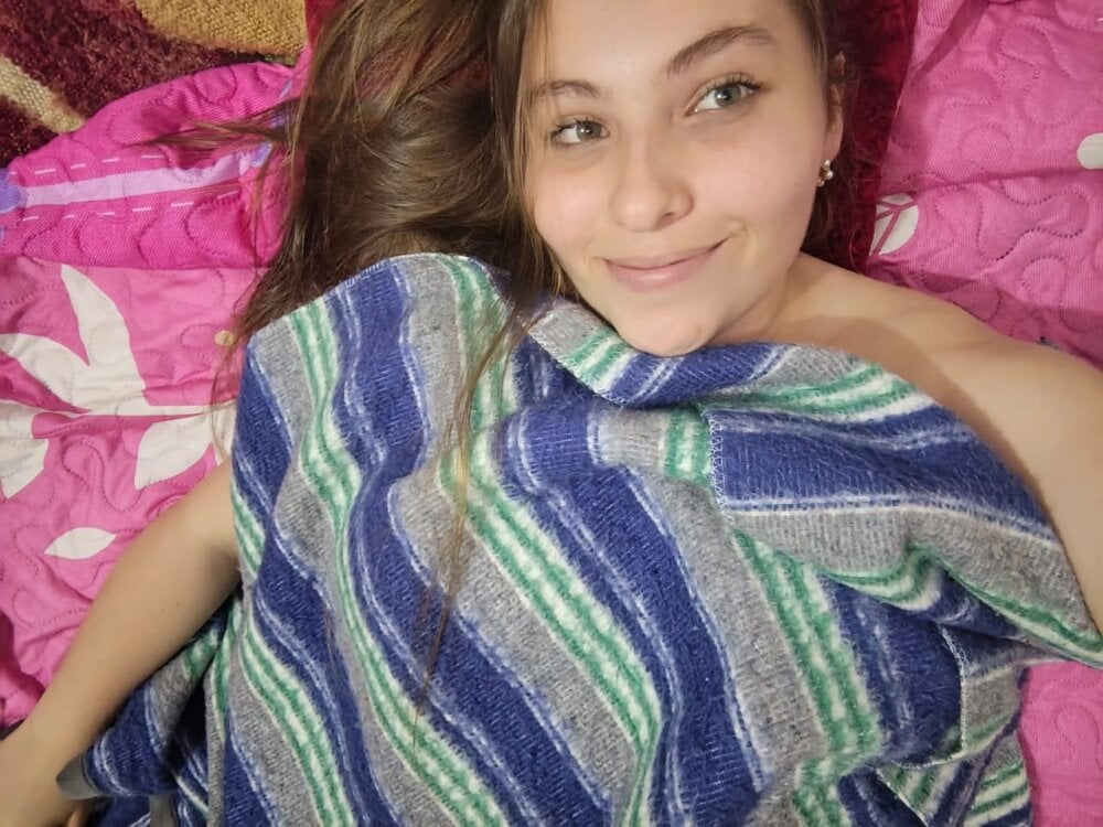 6livesex.com angie_ef livesex profile in spanish cams