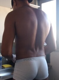 EnzoGom's webcam live show