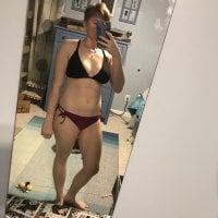 lavendermarie20's Offline Chat Room