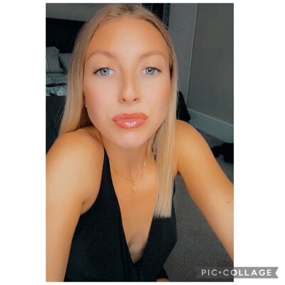 Sex chat gratuit in direct cu CheekyChelseaX pe StripChat