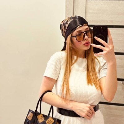 Milacet89 Female Girls Striptease Webcam