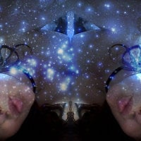 AriadnaFischer's Offline Chat Room