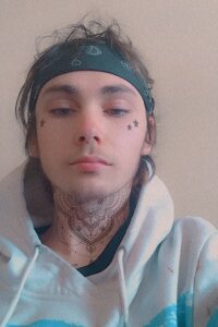 kingdeath4208's Offline Chat Room