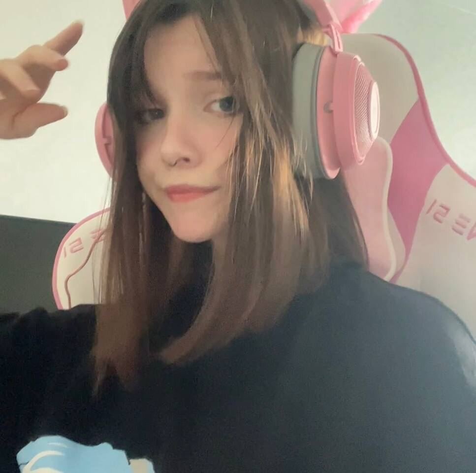 almaalen-xxx-xhamsterlive