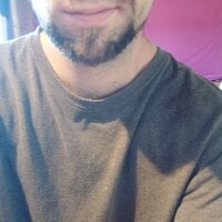 UseMePlease421 Modèle Webcam Profil