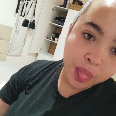 vanesagordita from stripchat