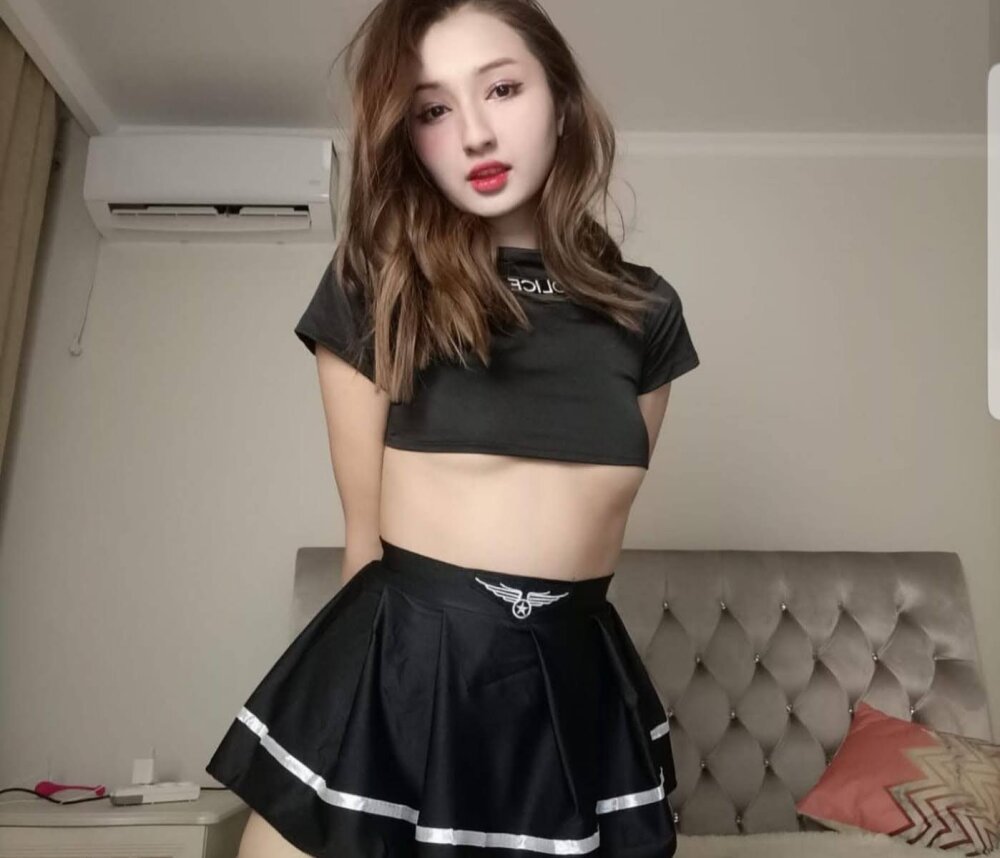 lia___may 😤 online chat