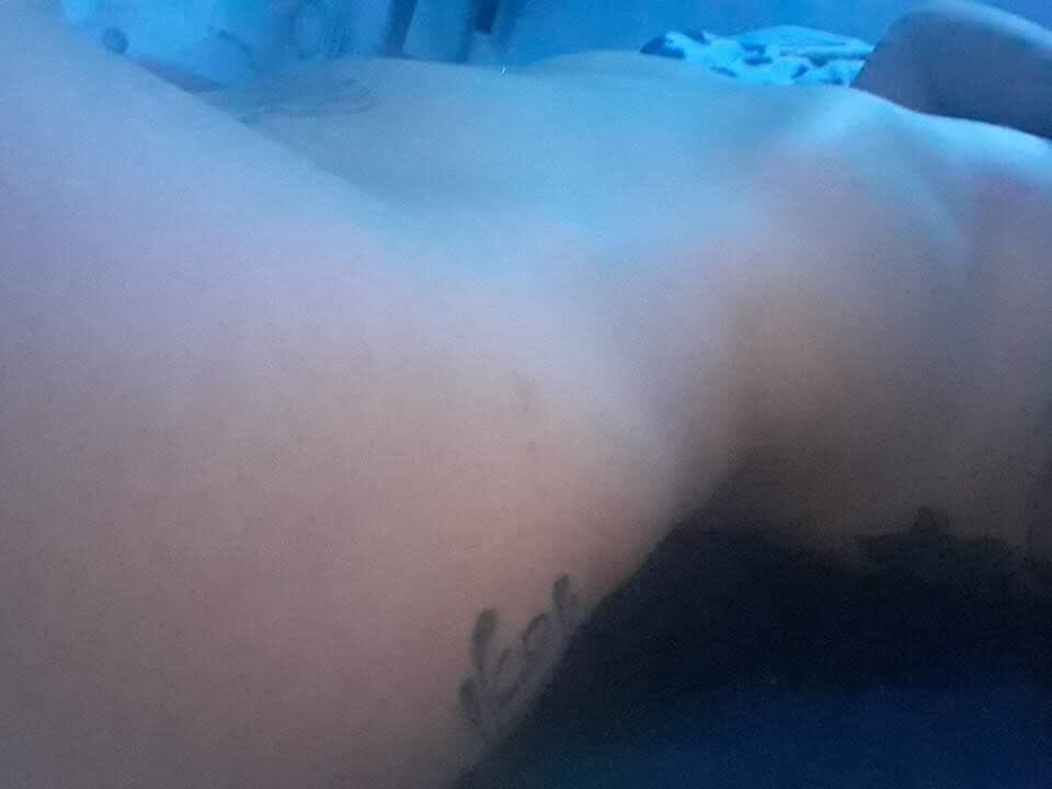 Watch DaniiSweetburn live on cam on StripChat